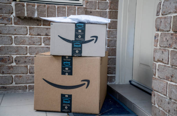 Amazon FBA packages delivered at doorstep